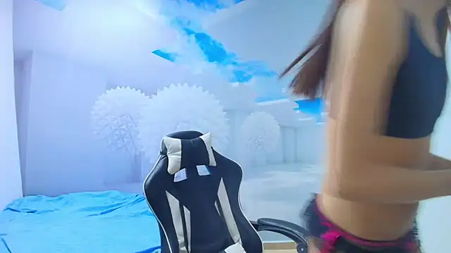 Snapshot of DEMI_LEED chatting on 03.14.25 DEMI LEED online show from 03.14.25