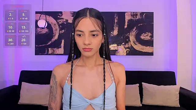 HannahJamesX online show from 10.17.25