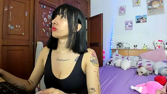 LunaDeCristall online show from 09.10.25