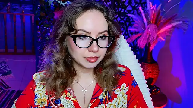 Snapshot of JasmineMilko chatting on 06.16.26 JasmineMilko online show from 06.16.26