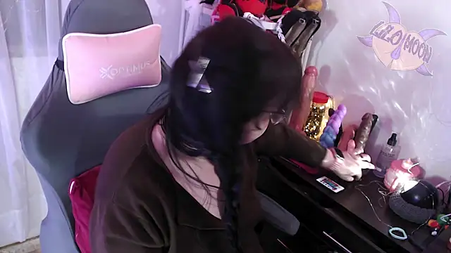 LiloMoon69 online show from 09.11.25