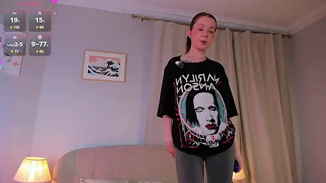 DominikaElis online show from 12.22.25