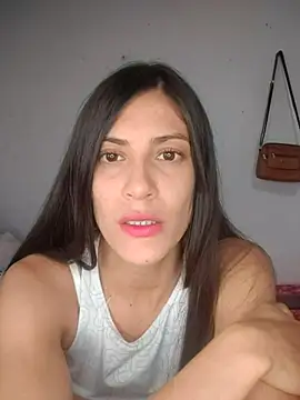 aleja 2024 online show from 03.14.25