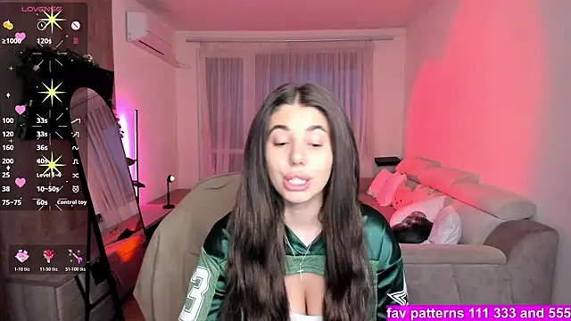 Snapshot of GabrielaLove_ chatting on 07.14.26 GabrielaLove online show from 07.14.26