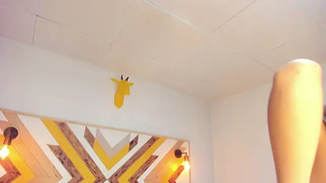 NicoleHaley online show from 02.19.25