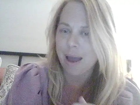 burrkitty online show from 11.18.25