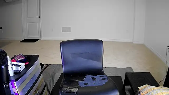 Snapshot of roma_indobong_temptress chatting on 10.15.25 roma indobong temptress online show from 10.15.25