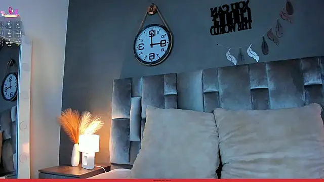 Snapshot of EngelStone chatting on 02.13.25 EngelStone online show from 02.13.25