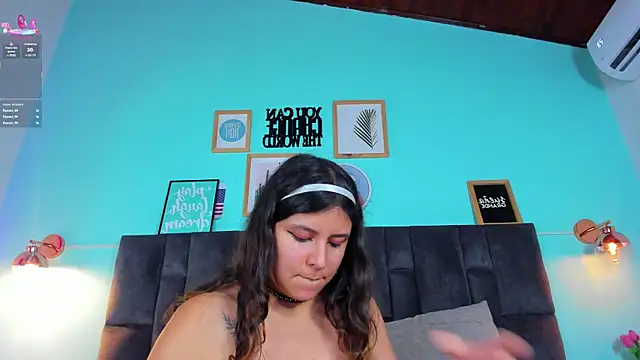 Snapshot of EngelStone chatting on 02.18.25 EngelStone online show from 02.18.25