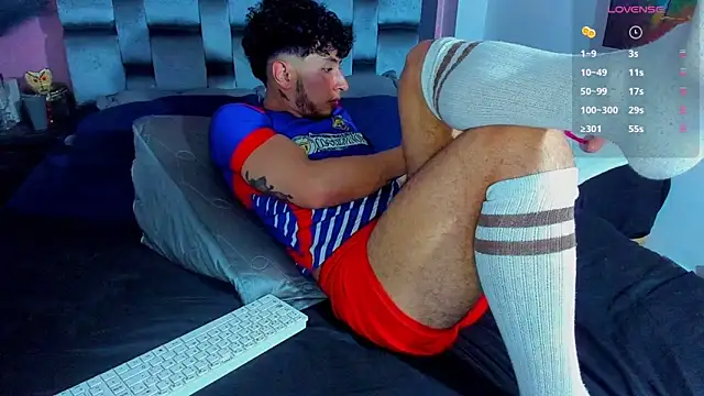 Piggy Eddy online show from 02.04.25