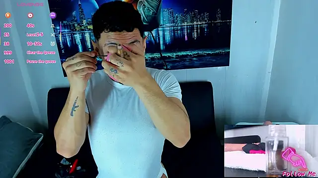 Piggy Eddy online show from 09.11.25