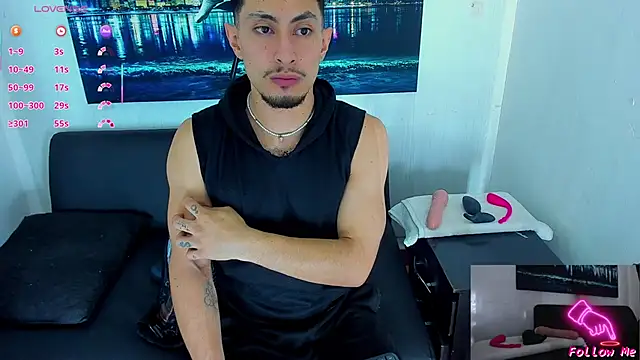 Piggy Eddy online show from 10.11.25