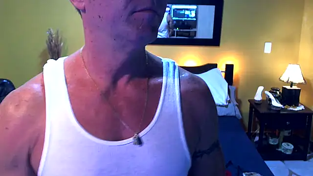 Snapshot of SaraandJuanDP chatting on 03.02.25 SaraandJuanDP online show from 03.02.25