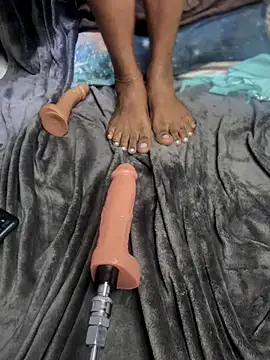 Snapshot of NethuQueen chatting on 10.05.25 NethuQueen online show from 10.05.25