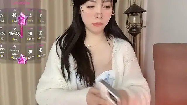 NickiBloom online show from 12.28.24