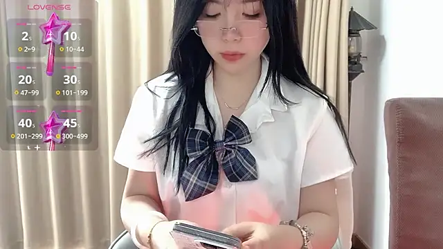 NickiBloom online show from 12.29.24