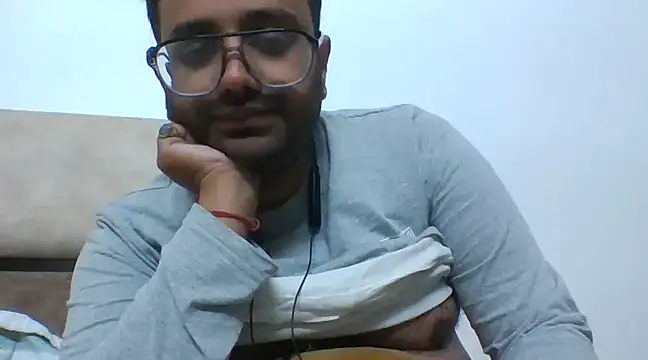 Snapshot of shree7776trrr chatting on 12.30.24 shree7776trrr online show from 12.30.24
