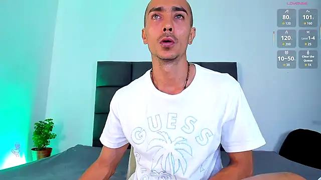 steven hott8 online show from 12.15.25