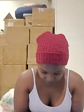 Snapshot of Yours_faithfully1 chatting on 12.14.25 Yours faithfully1 online show from 12.14.25