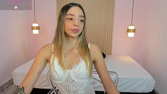 AliceRoss0 online show from 05.13.26