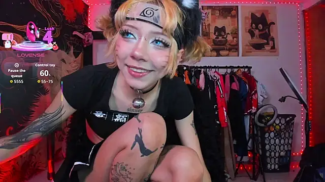 Snapshot of Alicedangerrr chatting on 07.08.26 Alicedangerrr online show from 07.08.26