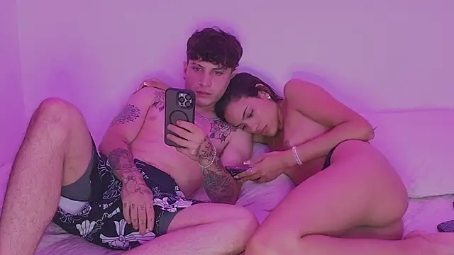 Snapshot of Nicky_and_Blake chatting on 12.07.24 Nicky and Blake online show from 12.07.24