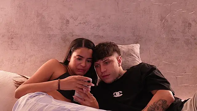 Snapshot of Nicky_and_Blake chatting on 10.06.25 Nicky and Blake online show from 10.06.25