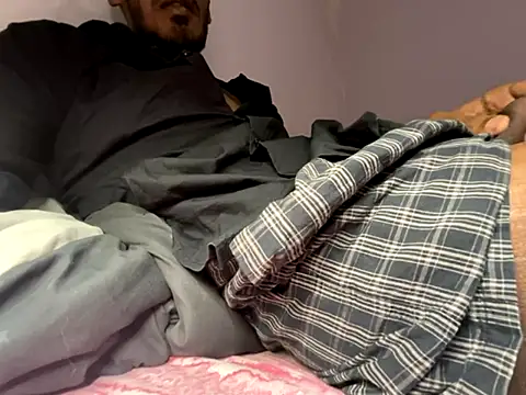 Snapshot of nycg0999 chatting on 11.06.25 nycg0999 online show from 11.06.25