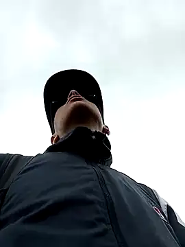 Cuervo maniaco online show from 03.05.25