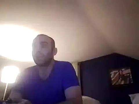 Snapshot of DrbigdickUK chatting on 12.27.24 DrbigdickUK online show from 12.27.24