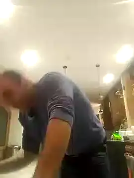 Snapshot of DrbigdickUK chatting on 01.21.25 DrbigdickUK online show from 01.21.25