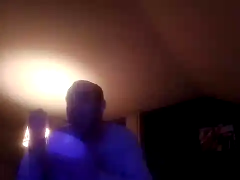 Snapshot of DrbigdickUK chatting on 01.22.25 DrbigdickUK online show from 01.22.25