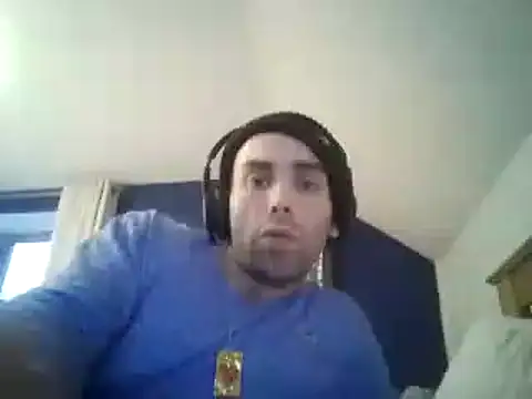 Snapshot of DrbigdickUK chatting on 01.28.25 DrbigdickUK online show from 01.28.25