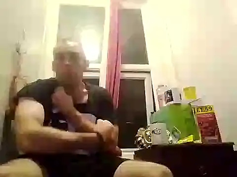 Snapshot of DrbigdickUK chatting on 09.09.25 DrbigdickUK online show from 09.09.25