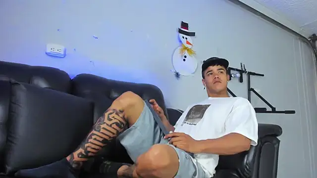 Rob saenz  online show from 01.04.25