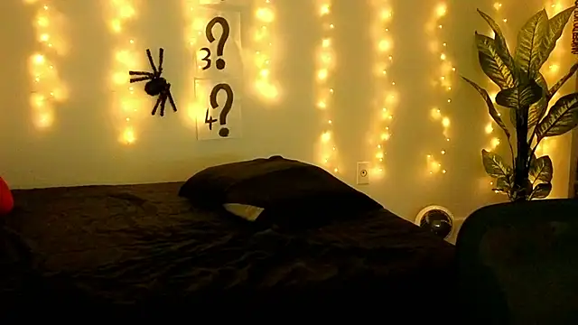 Sapphir3xoxo online show from 10.29.25