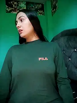 Snapshot of Nahiara_velez chatting on 05.16.26 Nahiara velez online show from 05.16.26