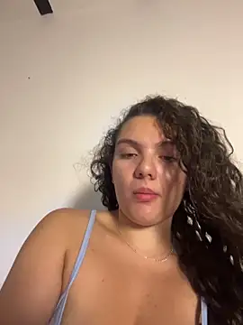 Snapshot of eva_y_marcelo chatting on 03.20.26 eva y marcelo online show from 03.20.26