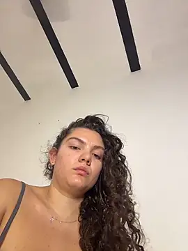 Snapshot of eva_y_marcelo chatting on 04.02.26 eva y marcelo online show from 04.02.26