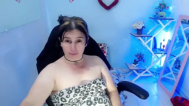 victoria jones online show from 02.10.26