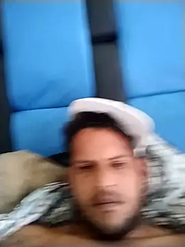 Snapshot of raseccv chatting on 10.20.25 raseccv online show from 10.20.25