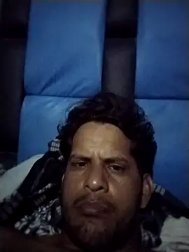 Snapshot of raseccv chatting on 11.26.25 raseccv online show from 11.26.25