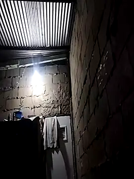 Snapshot of raseccv chatting on 12.17.25 raseccv online show from 12.17.25