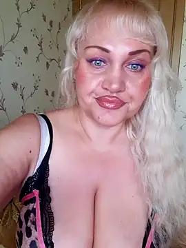 IsabellaBoni online show from 10.01.25