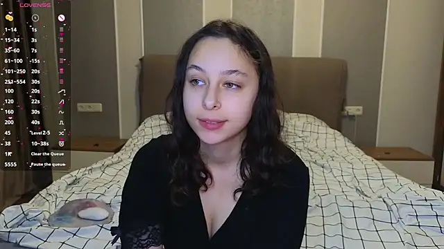 Snapshot of Agatha_Sade chatting on 12.22.24 Agatha Sade online show from 12.22.24