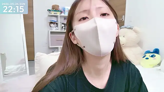 Snapshot of -SHINON- chatting on 05.24.26 -SHINON- online show from 05.24.26