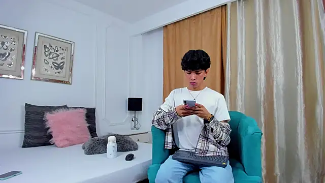 Santy carrington online show from 02.13.25