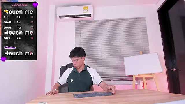 Santy carrington online show from 04.07.26