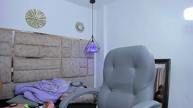 Snapshot of that_temptation chatting on 03.06.25 that temptation online show from 03.06.25