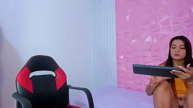 Snapshot of that_temptation chatting on 03.15.25 that temptation online show from 03.15.25